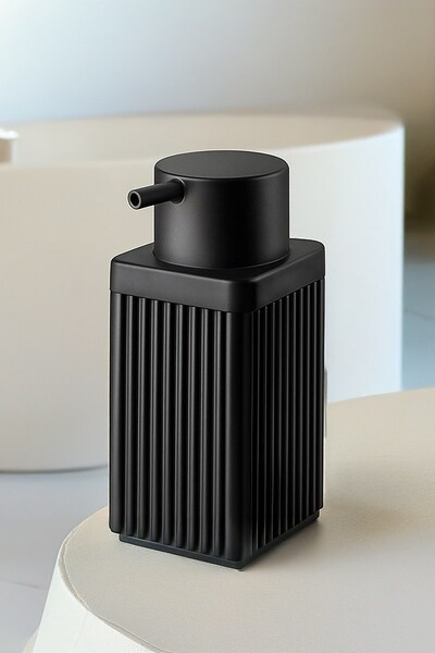 Sas Haus موزع الصابون السائل بلاستيك أسود