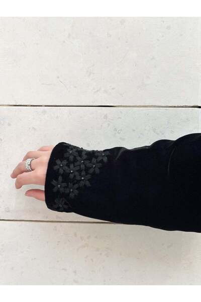 AYA mwt727 عباية مخمل بتطريز أسود