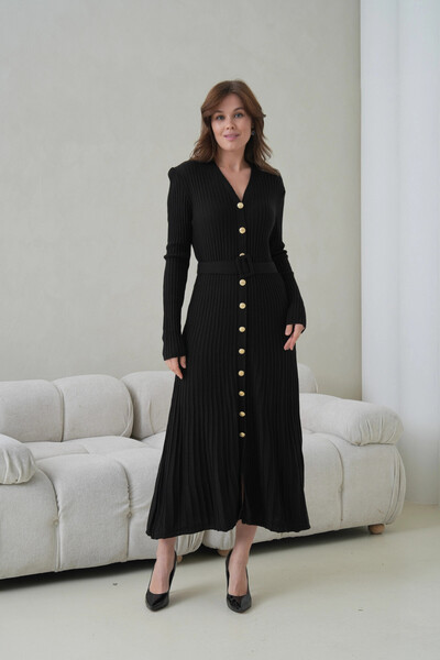 Park Karon Γυναικείο φόρεμα με λαιμόκοψη σε σχήμα V με κουμπιά και λεπτομέρεια ζώνης Maxi Size κοτλέ Πλεκτό φόρεμα