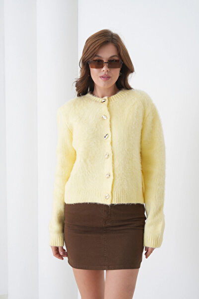 Park Karon Women's Crew Neck Button Detailed Soft Textured Fleece-Lined Knitwear Jacket