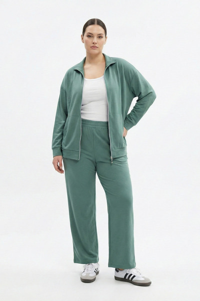 Elisho Two Thread Zippered Kangaroo Pocket Tracksuit Set