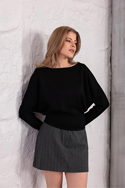 CKM MODA بلوزة لونا ياراسا كول بيل فستان بتجاعيد مجمّعة باللون الأسود