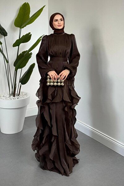 MERVEN AKYÜZ Noveline Eteği Fırfırlı Jan Jan Abiye Acı Kahve