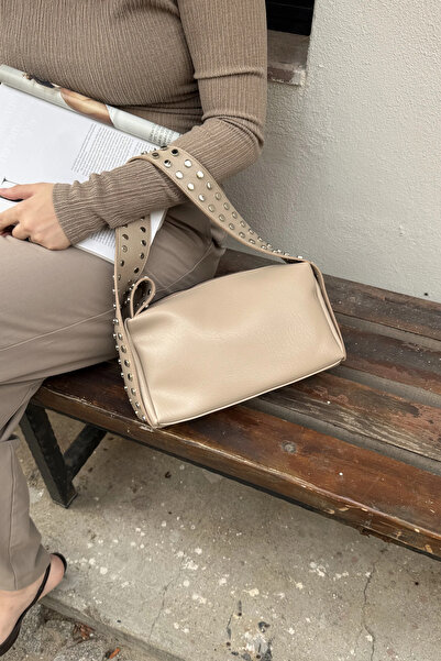 LEONAS Γυναικεία τσάντα χειρός και ώμου με λεπτομέρεια με καρφιά Lisbon ST0037