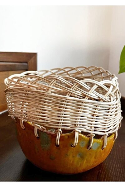 Halley Concept وعاء غير متماثل مصنوع يدويًا من الخيزران المضفر بتصميم مخصص