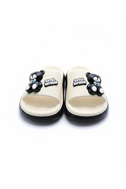 Without a mark Comfortable slippers for girls for everyday use