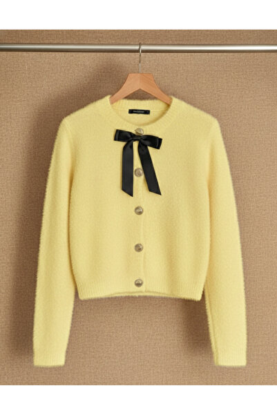 ikomteks Soft and Stylish Knit Cardigan with Bow Detail