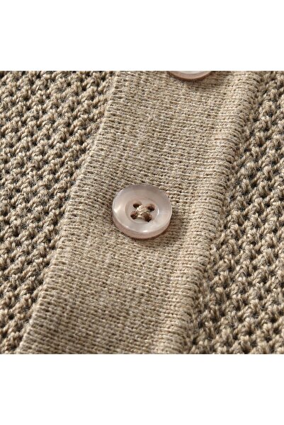 Giordano Men’s Textured Stitch Polo Neck Relaxed Fit Sweater