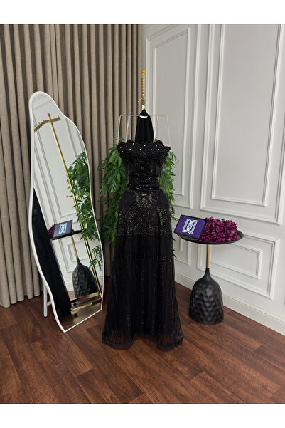 Generic Luxurious black evening dress with silver beadwork - elegant trim with a flowing chiffon shawl - classic elegance