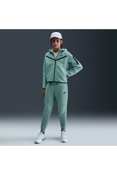 Nike Sportswear Tech Fleece Çocuk Jogger'ı