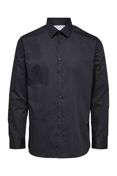 SELECTED Casă pentru bărbați