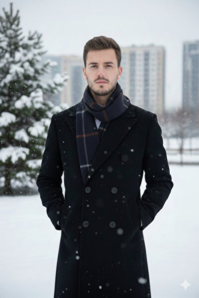 Etoile Studio وشاح كلاسيكي للرجال يعكس أسلوبه بألوان كاشكول