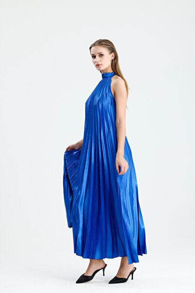 Sense Σατέν μάξι φόρεμα με ψηλό λαιμό και λεπτομέρεια πλισέ | Elb34513 μπλε κοβαλτίου
