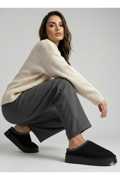 Famele's Lifestyle Uggysy Women's Embroidered Detailed Fur-Lined Slippers