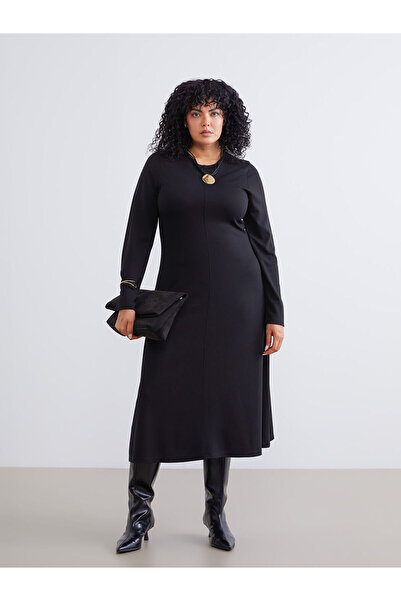 LC Waikiki Siyah Büyük Beden Bisiklet Yaka Elbise