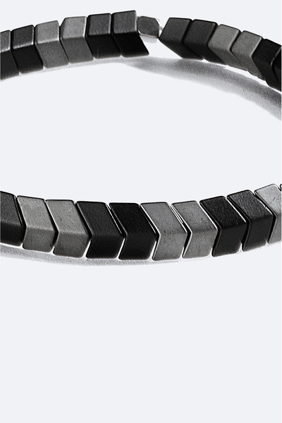 Avva Men's Anthracite Stone Bracelet B009615
