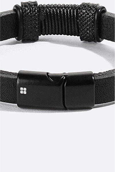 Avva Men's Black Leather Bracelet B009600