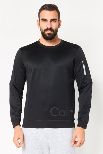 Calvin Klein Men Sportswear Fit Long Sleeve Outdoor Sweatshirt, Black