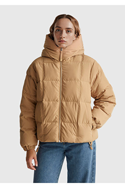 United Colors of Benetton Women's Light Brown down Jacket with Hooded Zippers and Elastic Sleeves