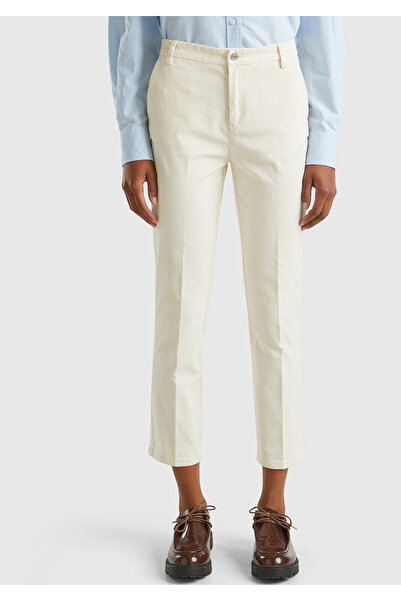 United Colors of Benetton Women's Cream Cotton and Modal Blend Velvet Chino Pants with Front Pockets