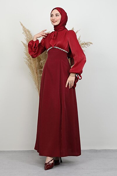 GİYZAMİLA Βραδινό φόρεμα με λεπτομέρεια από πέτρα Tanyeli Βουργουνδία