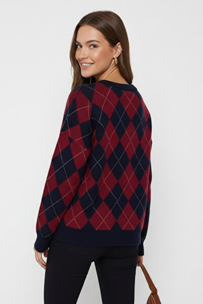 civetta Women's Burgundy Argyle Patterned Bearded Knitwear Sweater - Crew Neck Soft Textured Fuzzy Women's Sweater