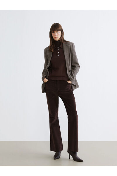 LC Waikiki Seray Yeni Sezon Dar Fit İspanyol Paça Kadın Kadife Pantolon