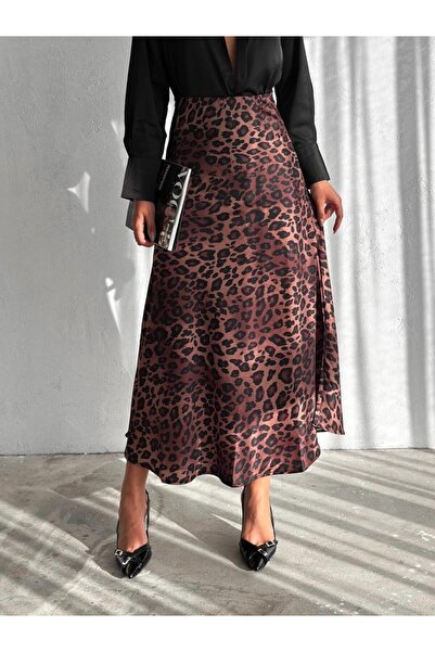 UNBOX Leopard Silk Skirt