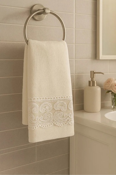 Modares Store منشفة يد جوتيم كريمية للاستخدام اليومي 50×90