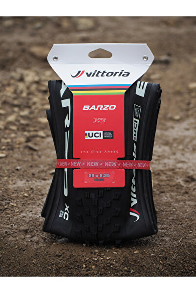 Vittoria Black Tire 29x2.25 UCi TLR XC Adventure