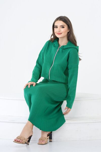 H&E LUXURY DESIGN Women's Comfortable and Stylish Skirted Hooded Knitwear Set