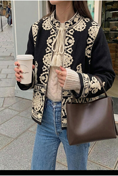 FEMELLE Women's Black Tassel Embroidered Cashmere Jacket