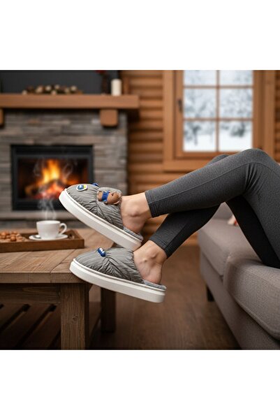 OEM Fluffy, warm and relaxing house slippers, cheerful slippers, for women, L713