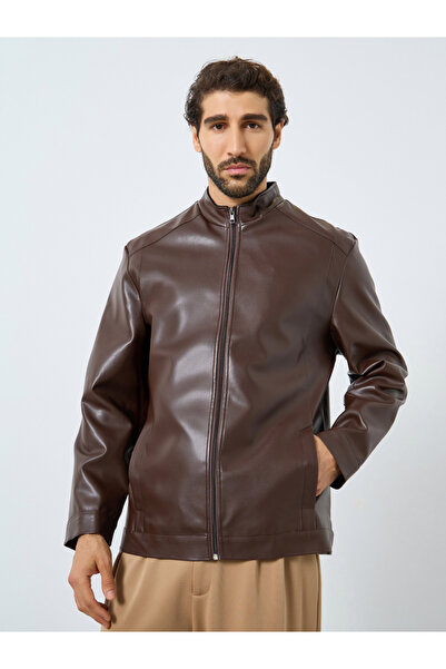 Styli Men Relaxed Fit Leather Look Jacket with Zip