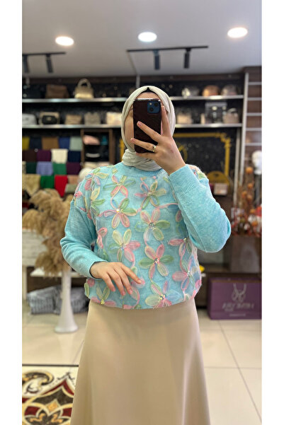 HUMEYRA Floral Detailed Sweater