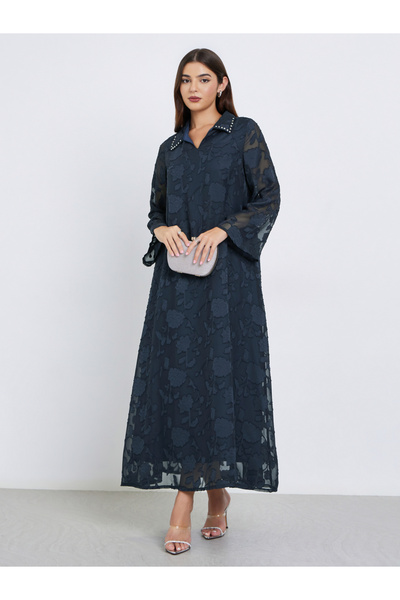 Styli جلابية ماكسي زرقاء داكنة مزخرفة بالورود