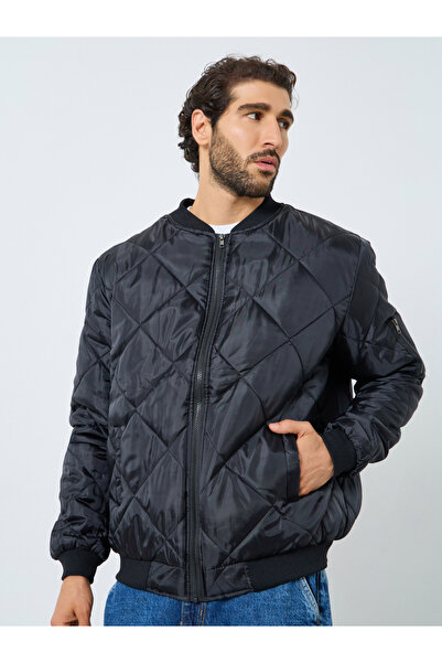 Styli Men Relaxed Fit Lightweight Casual Jacket