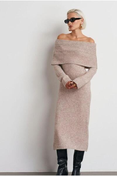 Cockatoo Φόρεμα από πλεκτό υλικό με λαιμόκοψη εκρού Madonna