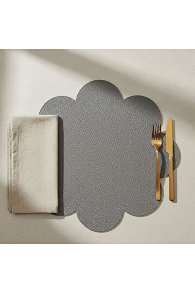 Grand Fine Art 2 Pieces Leather American Doily-Easy to Wipe Supla-33X33 Cm-Symmetrical Leaves Patterned