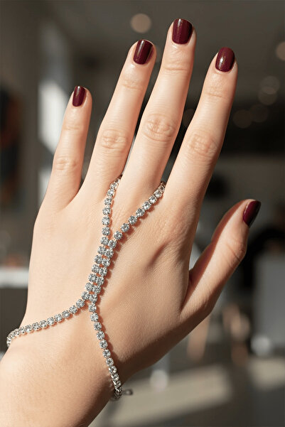 TAKIŞTIR Gümüş Renk Taş Detaylı Şahmeran