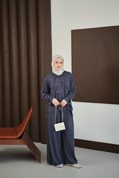 LOCCO Γυναικείο κοστούμι με λεπτομέρεια σταυρωτού κορδονιού στο μπροστινό μέρος καπνιστό