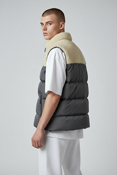 Butik High Quality Slim Fit Vest with Fur on the Top