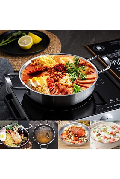 ELEGANT HOME A high-quality 26cm stainless steel frying and cooking pan that can also be used as an oven tray. It features two handles.
