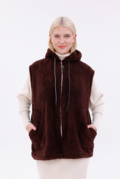 trendlina Plush Vest with Zippered Front and Large Pockets