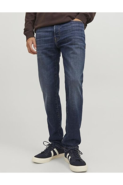 Evendi Blugi, Albastru