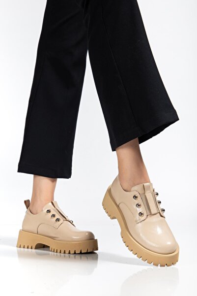 Dilimler Ayakkabı Women's Casual Daily Shoes Beige Wrinkled Patent Leather Thick Sole Without Laces