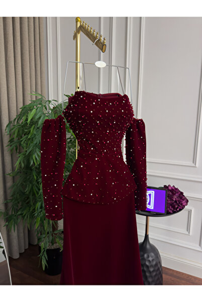 Generic Luxurious wool evening dress with full pearl and sequin embroidery - off-shoulder design with long sleeves - deep burgundy color