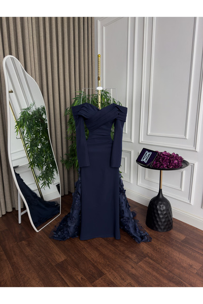 Generic Luxury Barbie evening gown with a Mikado train - 3D embroidered rose trim - in royal blue