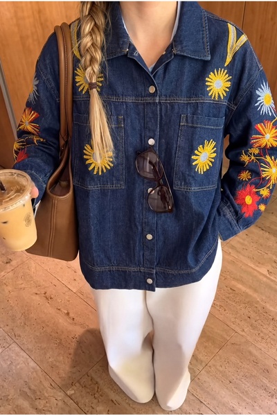 FEMELLE Floral Embroidered Denim Jacket