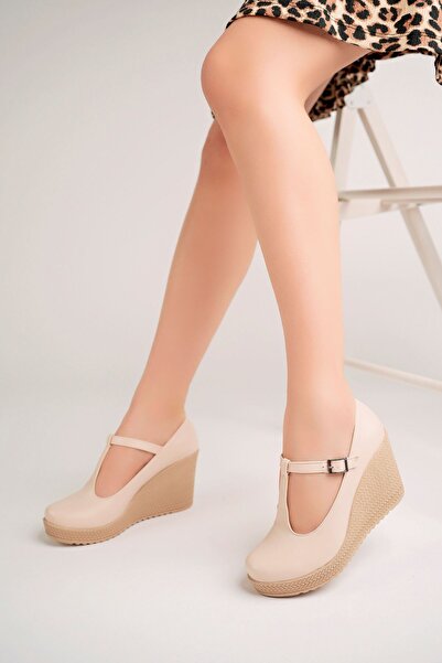 İrem Ayakkabı Model Wedge Heeled Shoes with Stakes